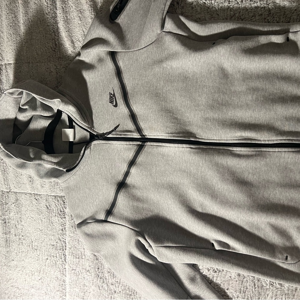 Nike Tech Heather Gray Full-Zip